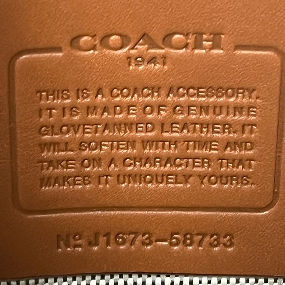 Coach 1941 Meadowlark Turnlock Wristlet - Picture 7 of 7